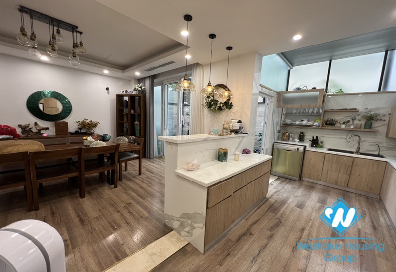 New villa with elevator 5 bedrooms fully furnished